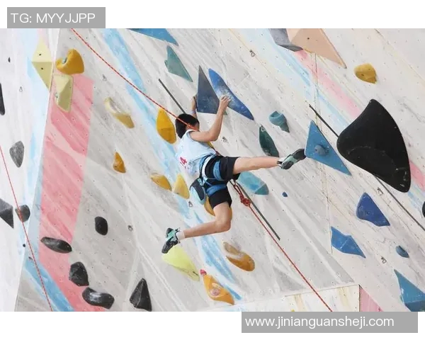 成都攀岩队包夹战术分析与成效探讨攀岩运动的未来发展方向