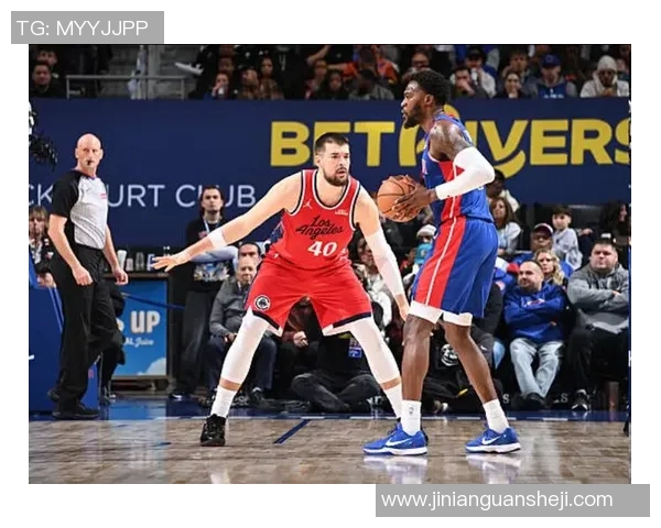 快船与活塞激战三月十一夜球迷期待精彩对决与逆转时刻