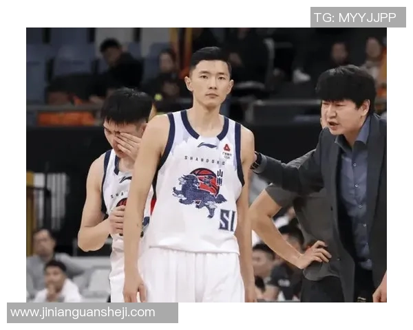 陈林坚:从青涩球员到篮球明星的成长之路与奋斗历程 陈林坚:从青涩球员到篮球明星的成长之路与奋斗历程