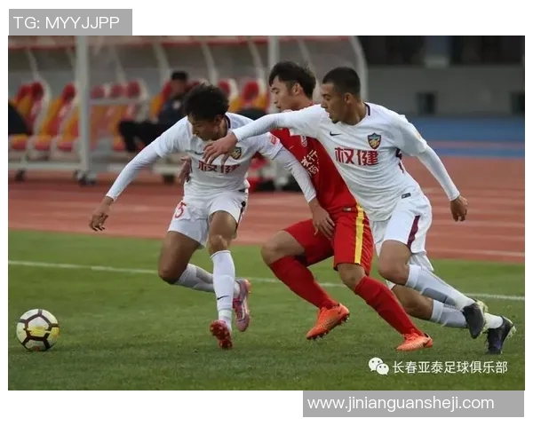 亚泰与权健激战正酣直播精彩瞬间不容错过